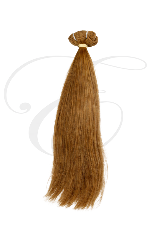 Pelo rubio oscuro cosido